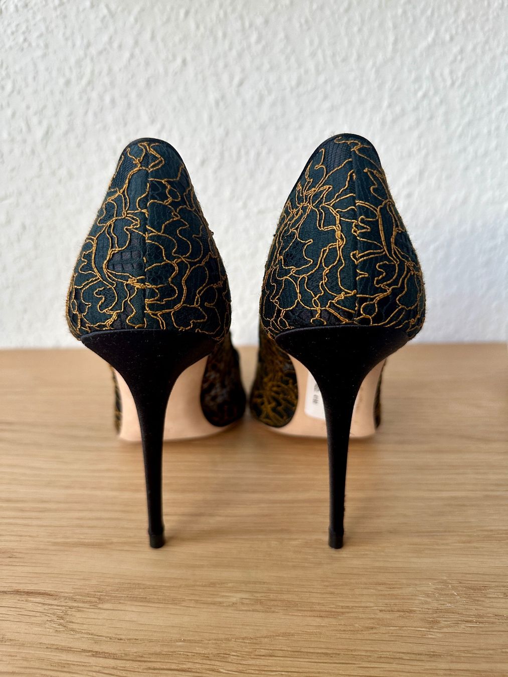 Scarpe da donna: Authentiques Escarpins Manolo Blahnik 38.5 NEUFS – Nuovo e nell'imballaggio originale da Carouge GE venduto da loveluxury 5