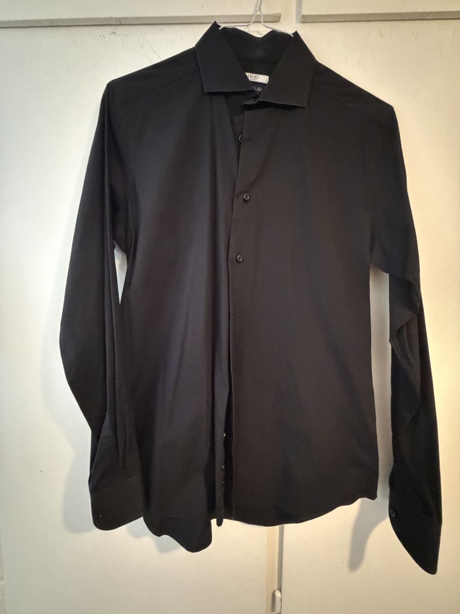 Liu Jo Chemises: Camicia Liu Jo Regular Fit taglia 41 nera cotone elast – D'occasion à Lugano par can_xdd8 1