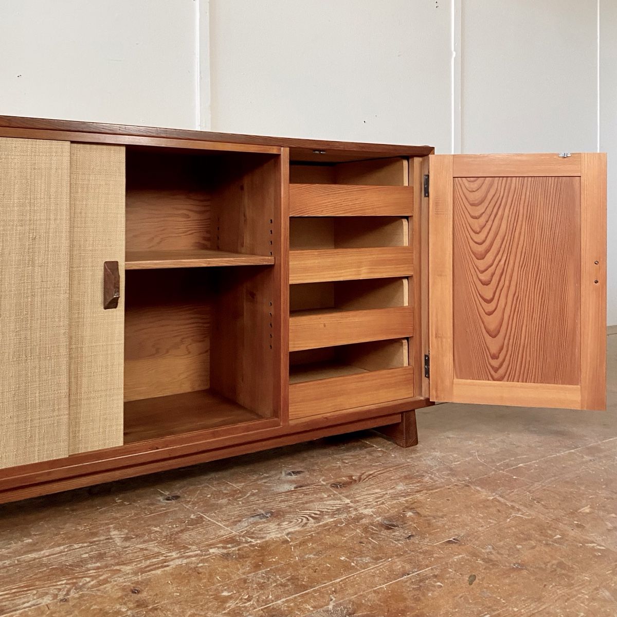 Cassettiere: Sideboard mit Seegras Schiebetüren Kommode im Sproll Stil – Usato da Wetzikon ZH venduto da Deuxieme.shop 4