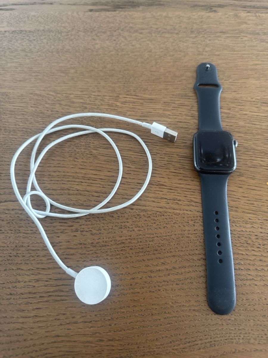 Apple Smartwatch: Apple Watch Series 6  – Difettoso da Tuggen venduto da -SB- 2