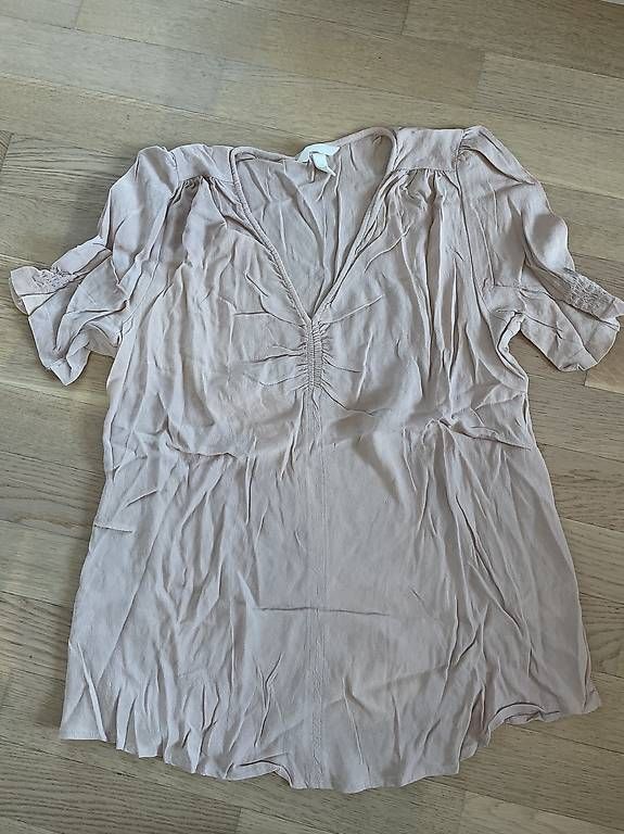 H&M T-Shirts: Umstandsshirt hellrosé Grösse L – Gebraucht aus Brütten von Snowkiwi