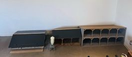 Bruder Landmaschinenset mit Stall und Einstellhallen