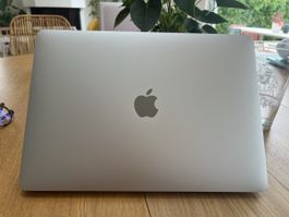 MacBook Air 13 M1 2020 - 256 8Go 94% akku/batterie