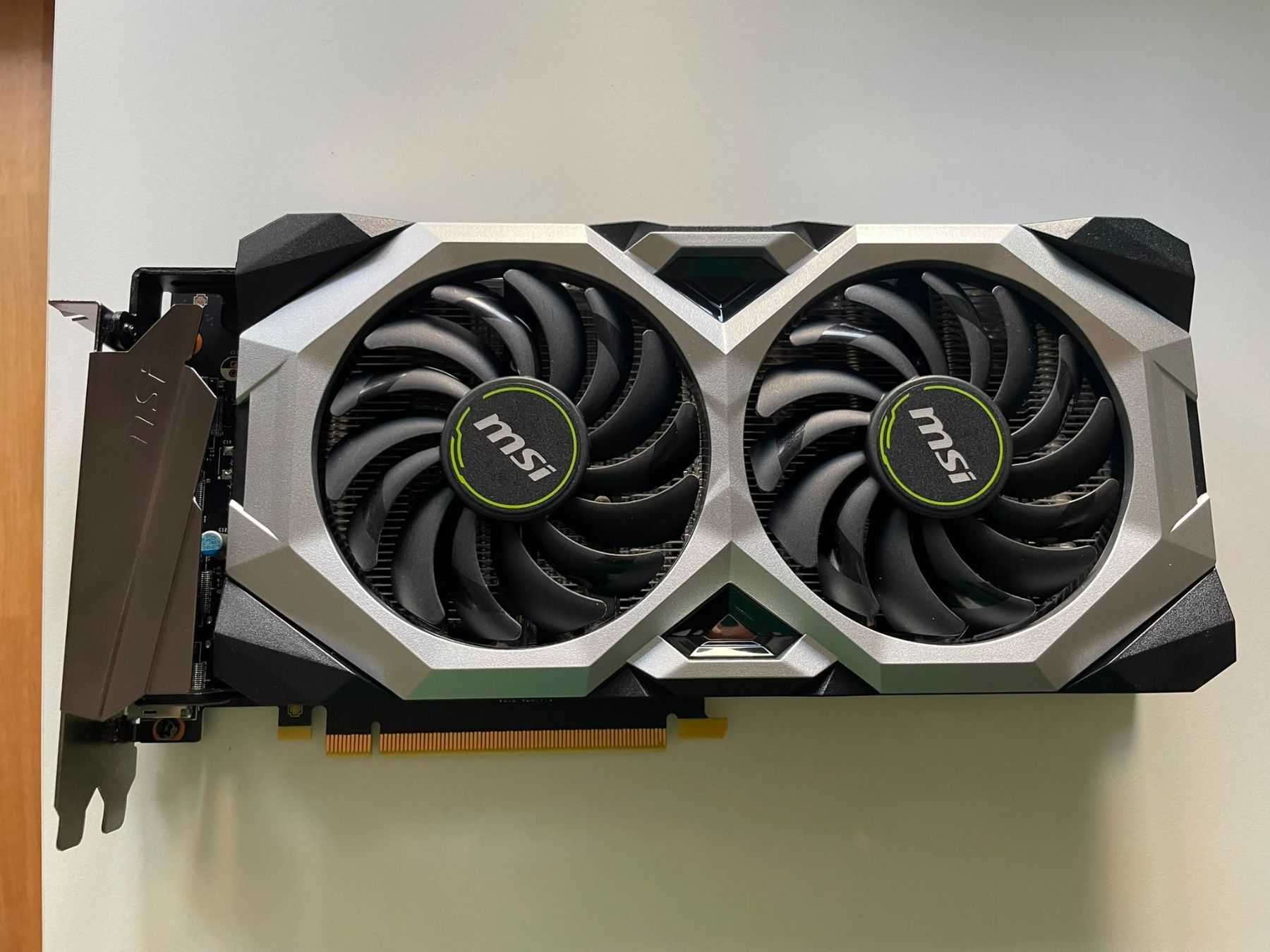 MSI Schede grafiche: MSI GeForce RTX 2070S VENTUS OC – Usato da Steinhausen venduto da SweetSummerChild