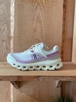 Women's ON CLOUDVISTA