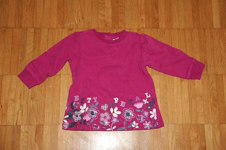 herziger Pulli in der Grösse 80