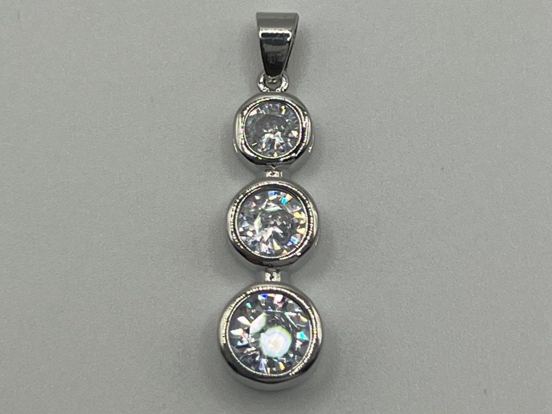 Ciondoli: Pendentif en Argent 925 – Usato da Praz (Vully) venduto da VVSWISS