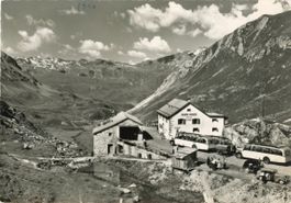 Julier   GR   -   3  Postauto's und Autos     um  1 9 5 1