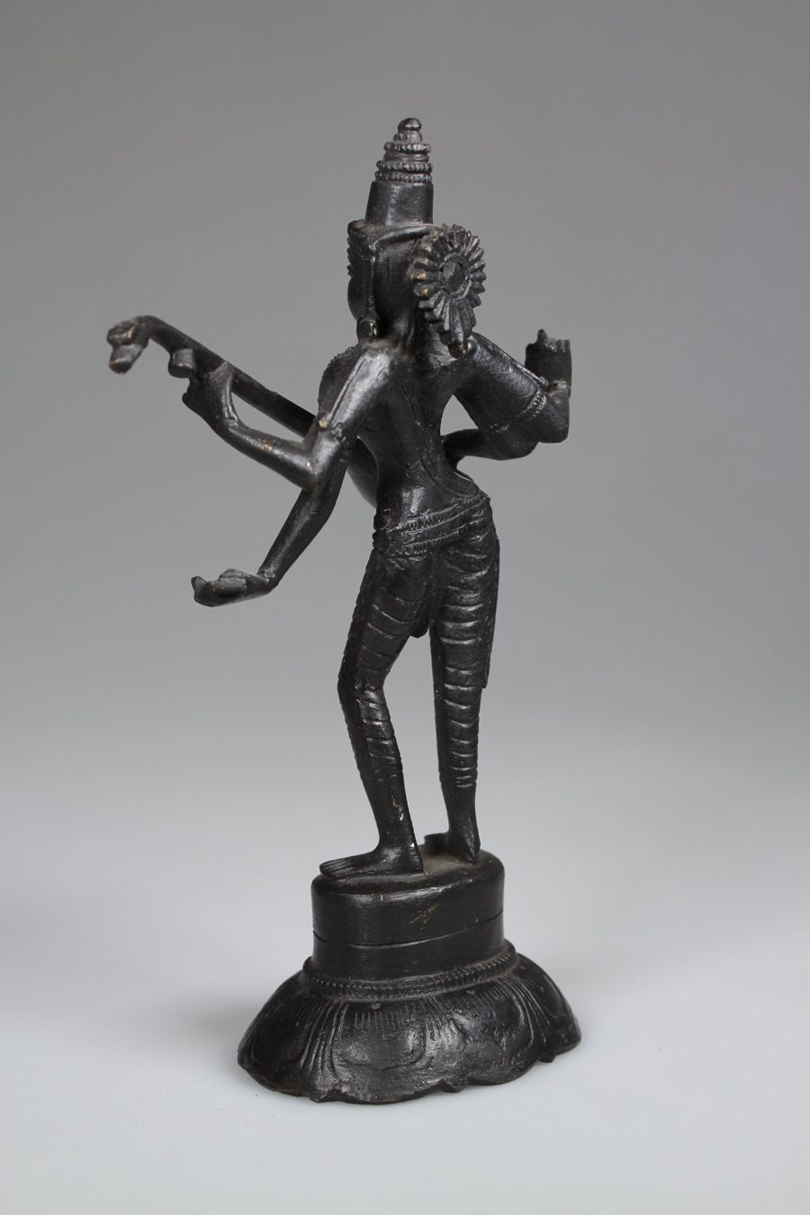Skulpturen & Statuen: Standing Devi Saraswati Statue – Gebraucht aus Basel von IRMAundFRED 1