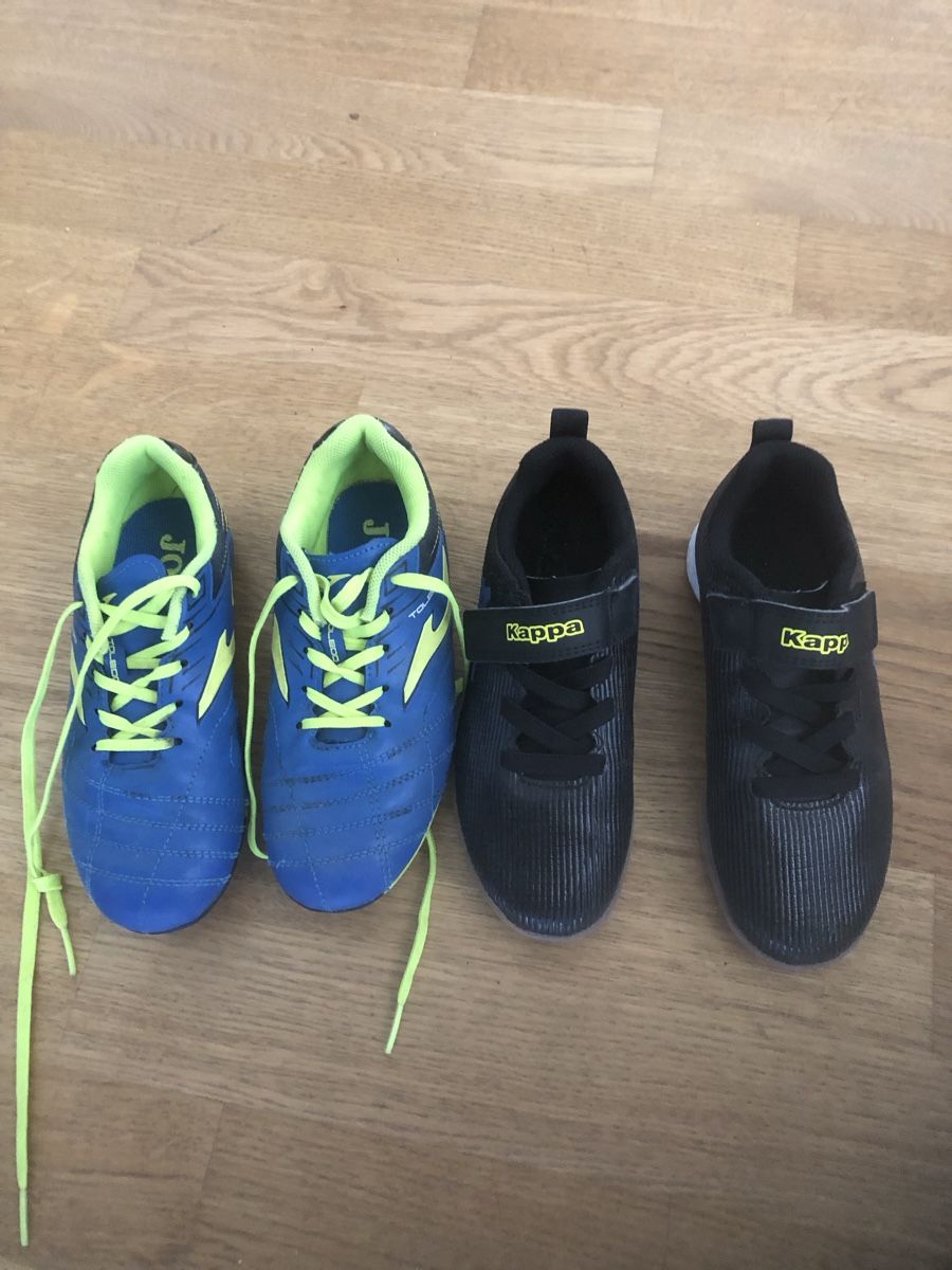 Scarpe da uomo: Fussballschuhe 30/31 – Usato da Zürich venduto da Li04