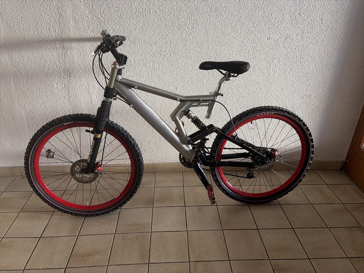 Vélos: Mountainbike Fully – D'occasion à Reinach AG par joy_q2gl
