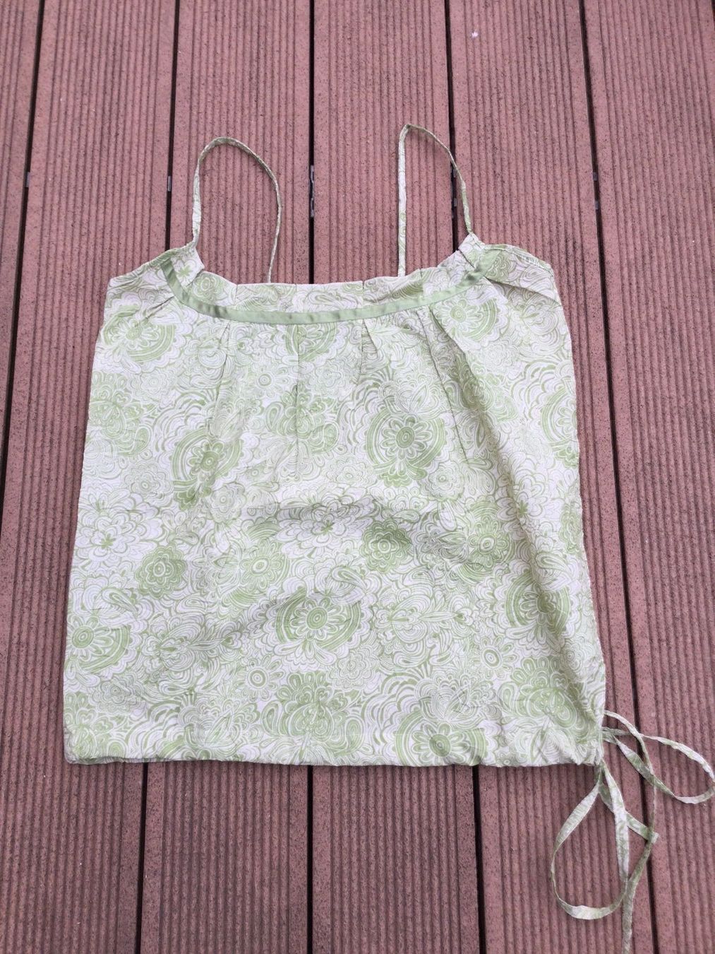 Tops: Top blanc motifs fleurs vertes – Neuf (Voir description) à Agiez par chouchanelle 6