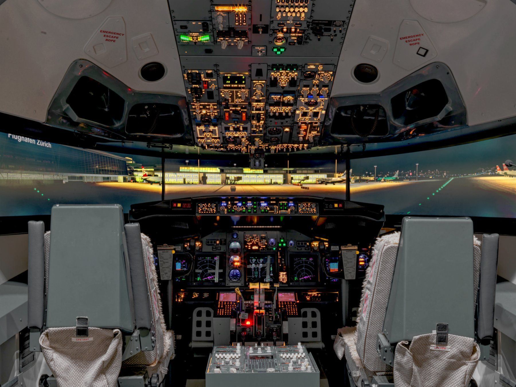 Gutscheine: Flugsimulator Gutschein Boeing B737-800 – Gebraucht aus Attikon von Creawork33 7