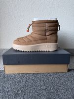 UGG Maxxer Mini Boots