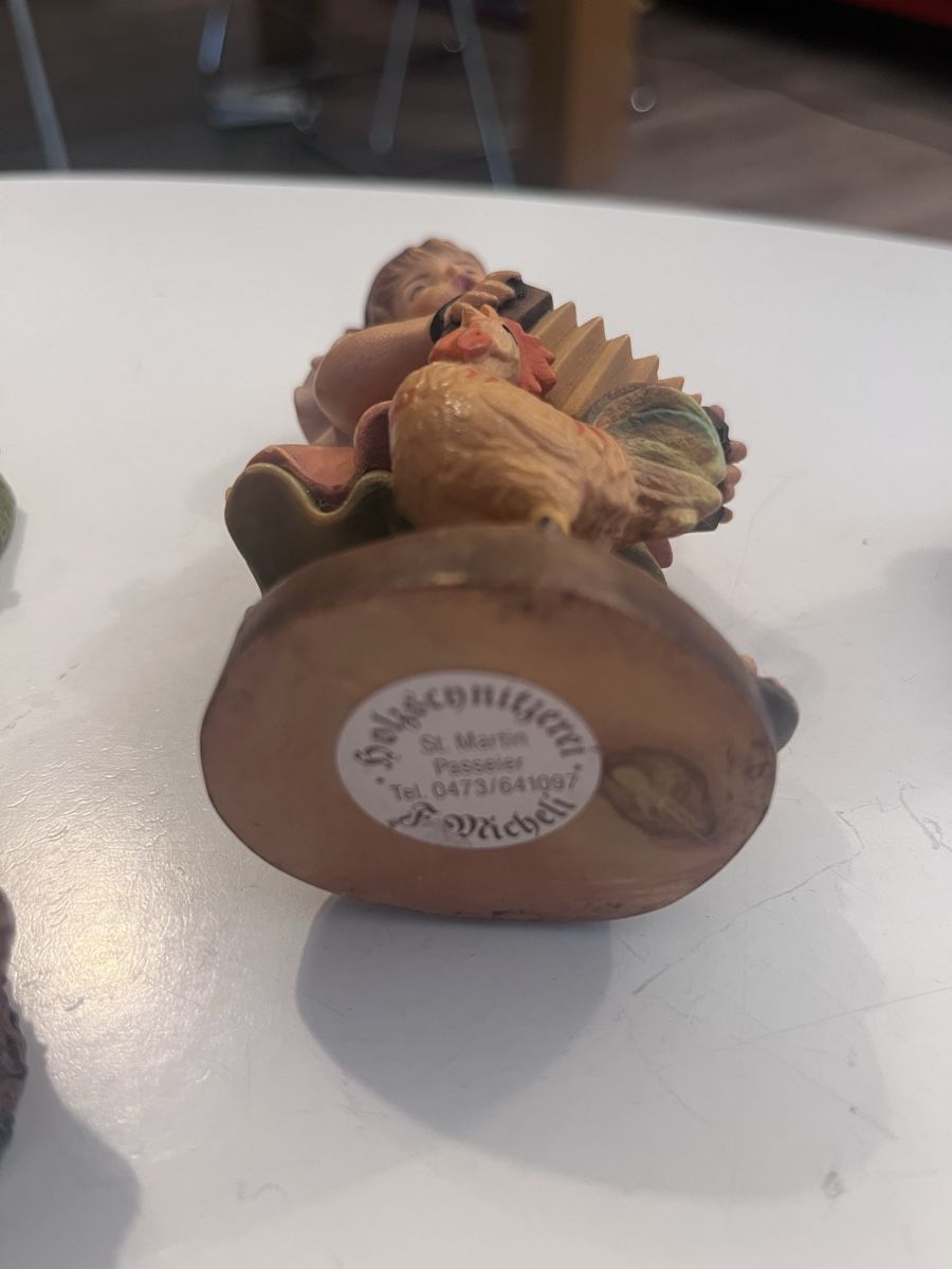 Villeroy & Boch Figuren: 3 statuine Villeroy & Boch + 1 legno – Gebraucht aus Davesco-Soragno von paperoga 3