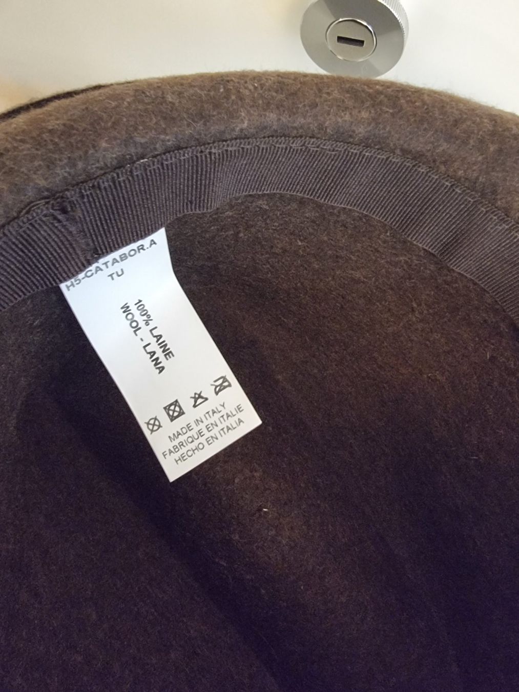 Copricapi, berretti & cappellini: Hut - 100% Wolle – Usato da Zürich venduto da Nala2811 2