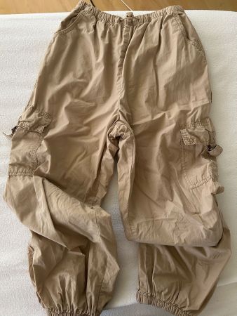 Hosen beige Mädchen Next Gr. 146, nicht viel gewaschen