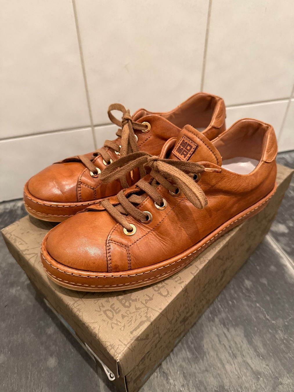 Moma Scarpe da uomo: Moma Sneaker braun Gr. 40 – Usato da Chur venduto da spicebone 7