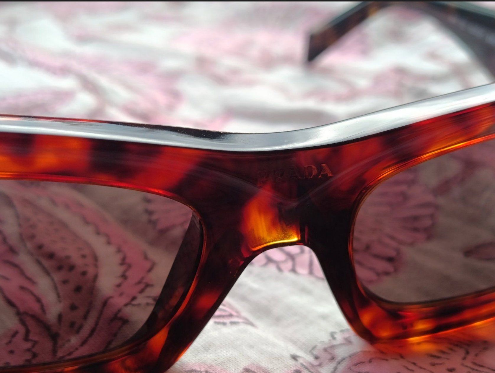 Prada Occhiali & Lenti: Prada Sonnenbrille – Usato da Zürich venduto da mvru_ti 1