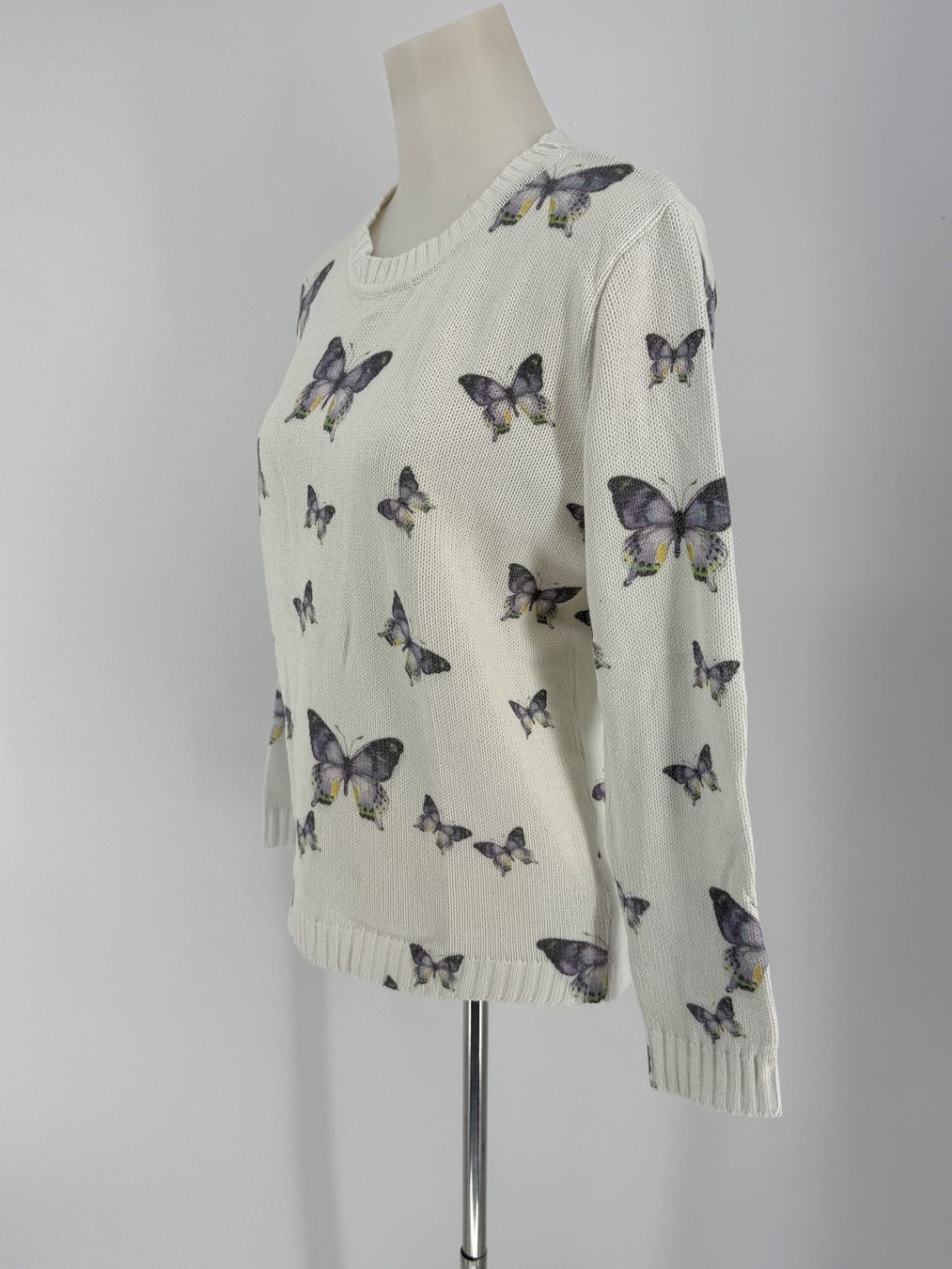 Maglioni & Felpe: Pullover Gr. M mit Schmetterlingen von sienna – Usato da Auenstein venduto da moin. 1