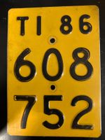TI 86 608 752 Moped Nummernschild Metall gelb