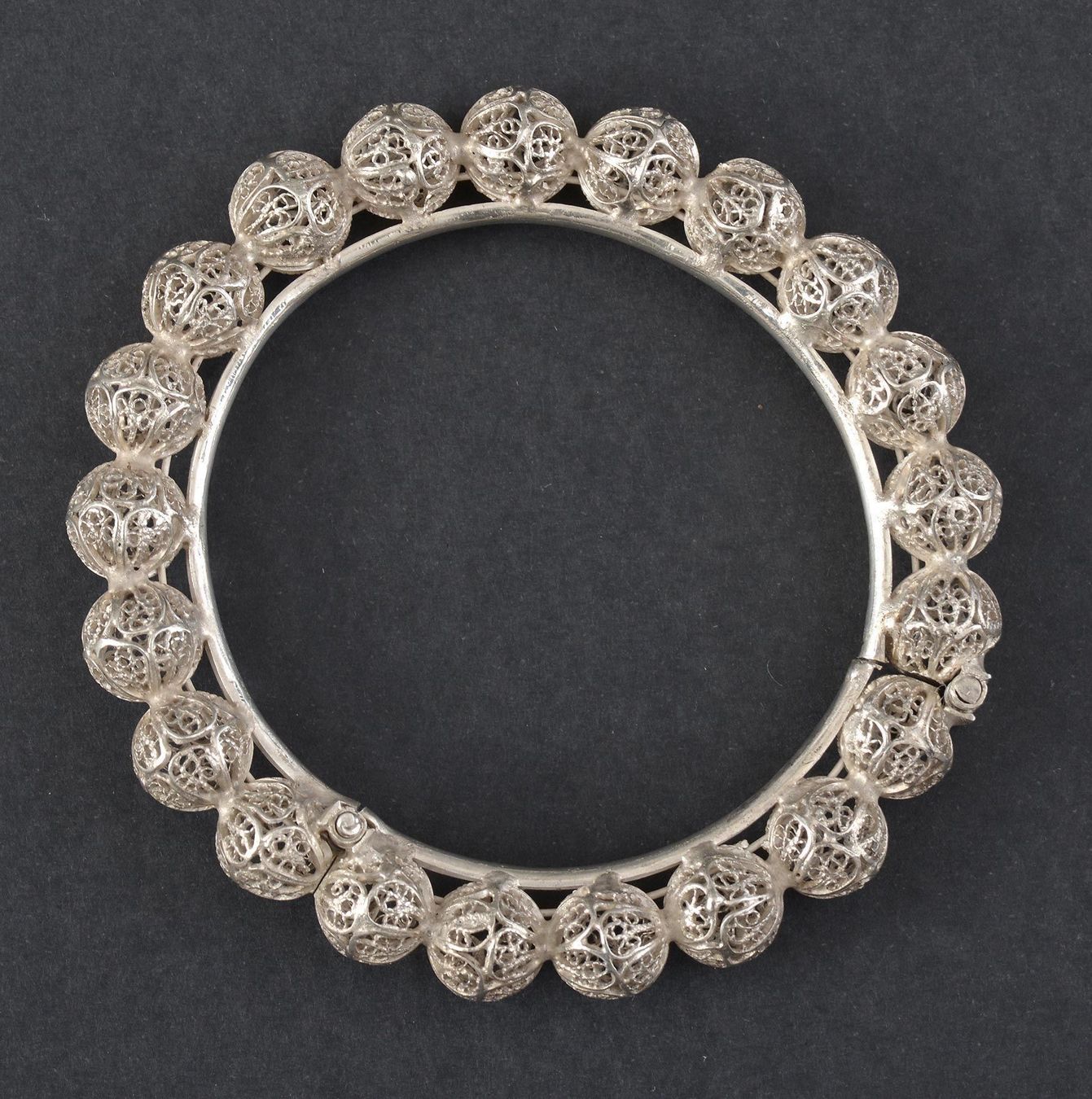 Bracciali & Braccialetti: Ethno Schmuck: Silber Armreif,  Indien, ex. Sammlung – Usato da Bern venduto da chamunda