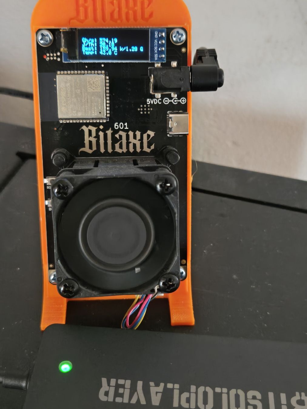 Coin Miner: bitaxe 601 bitcoin miner farm  – Nuovo (secondo la descrizione) da Zollikofen venduto da W107 1