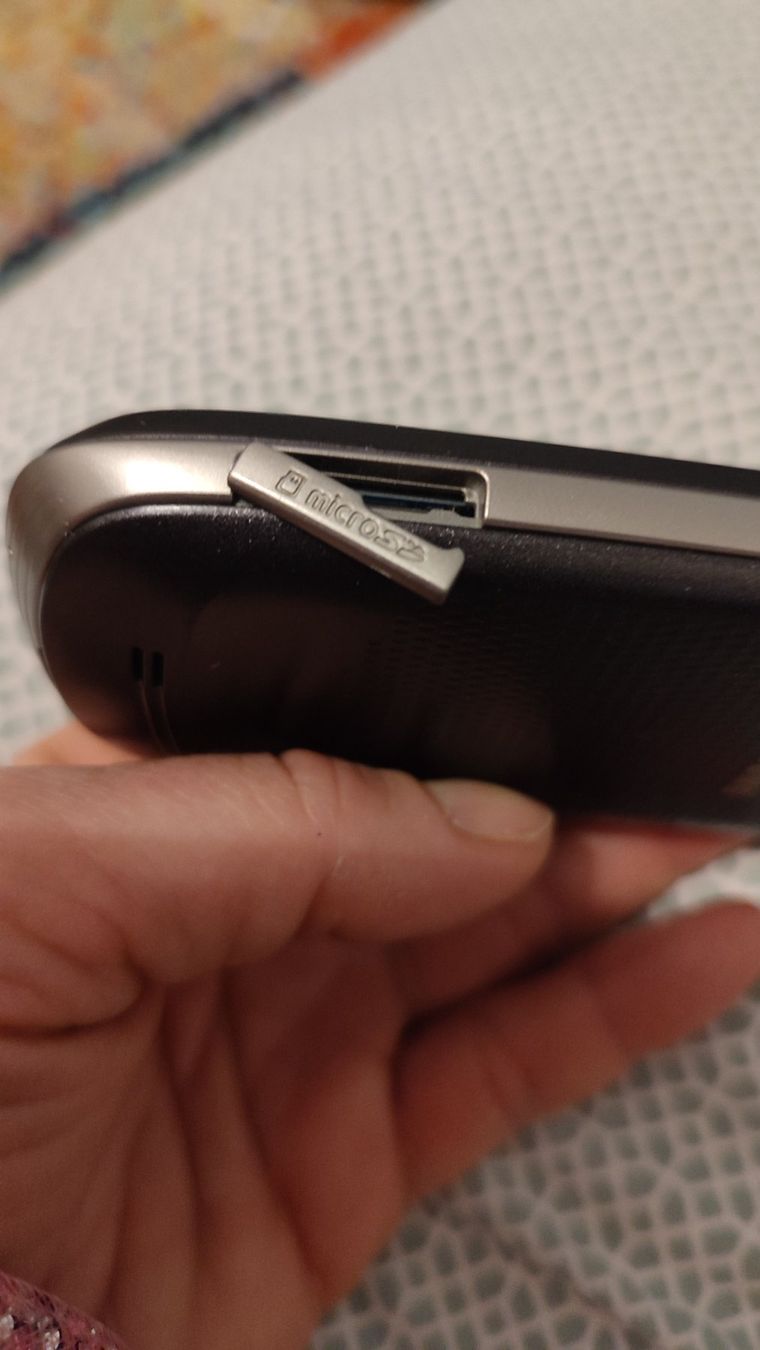 Samsung Handys / Smartphones: Handy Samsung mini  GT-S5570 – Gebraucht aus Bellikon von MellonCollieMitTwint 2