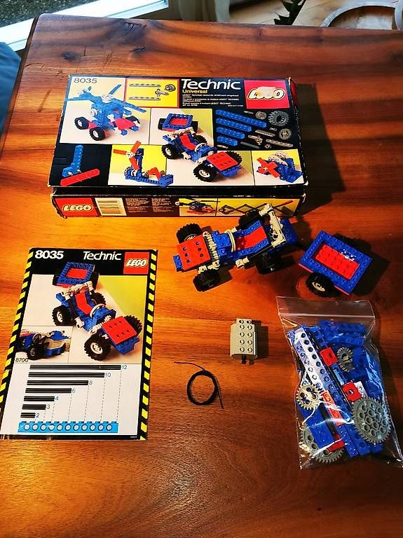Technics Kit di costruzioni: LEGO Technic 8035 Universal Set mit Box – Usato da Ermatingen venduto da Irem77 1