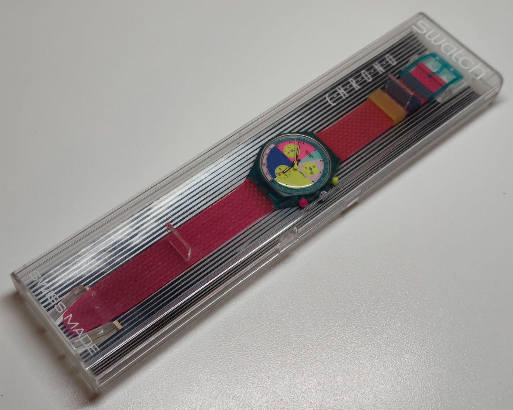 Swatch Orologi: Swatch⌚NEU CHRONO FLASH ARROW - SCL100 – Nuovo e nell'imballaggio originale da Eschenbach SG venduto da Piratenschatz 1