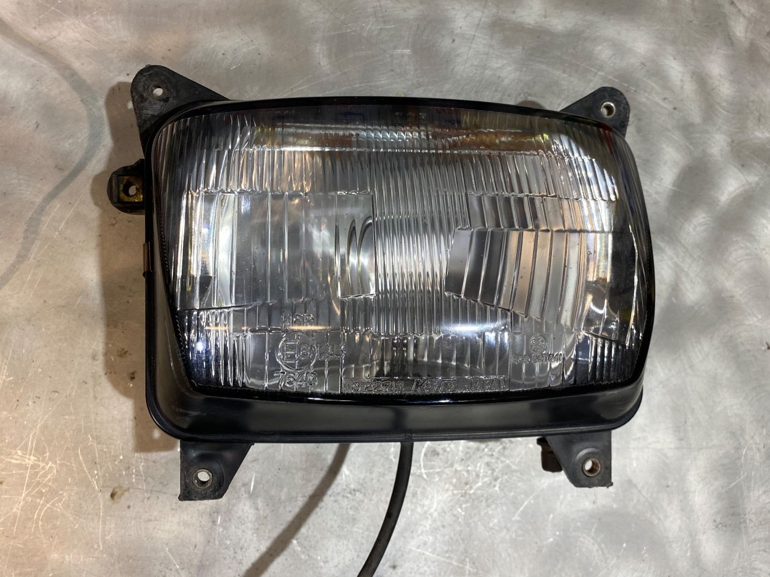 Honda Fari: Phare Honda NX 650 – Usato da sugiez venduto da thi_2ryl