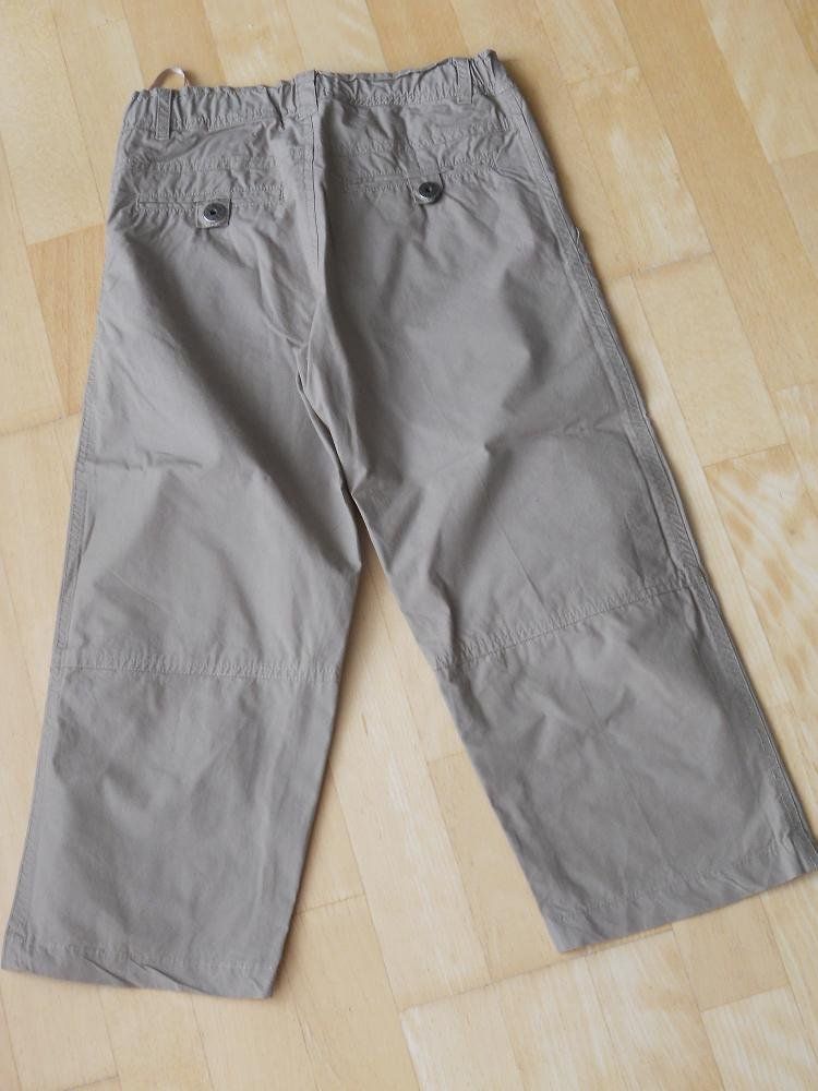 Hosen: Neu: Bermudas - beige - Gr. 140 – Neu (gemäss Beschreibung) aus Uznach von Laeuffer 1