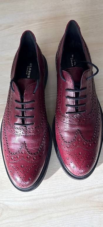 Chaussures femmes: Bordeaux Rote Damenhalbschuhe – D'occasion à Au ZH par gei_s28y