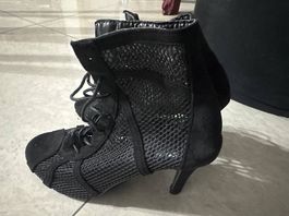 Scarpe con tacco