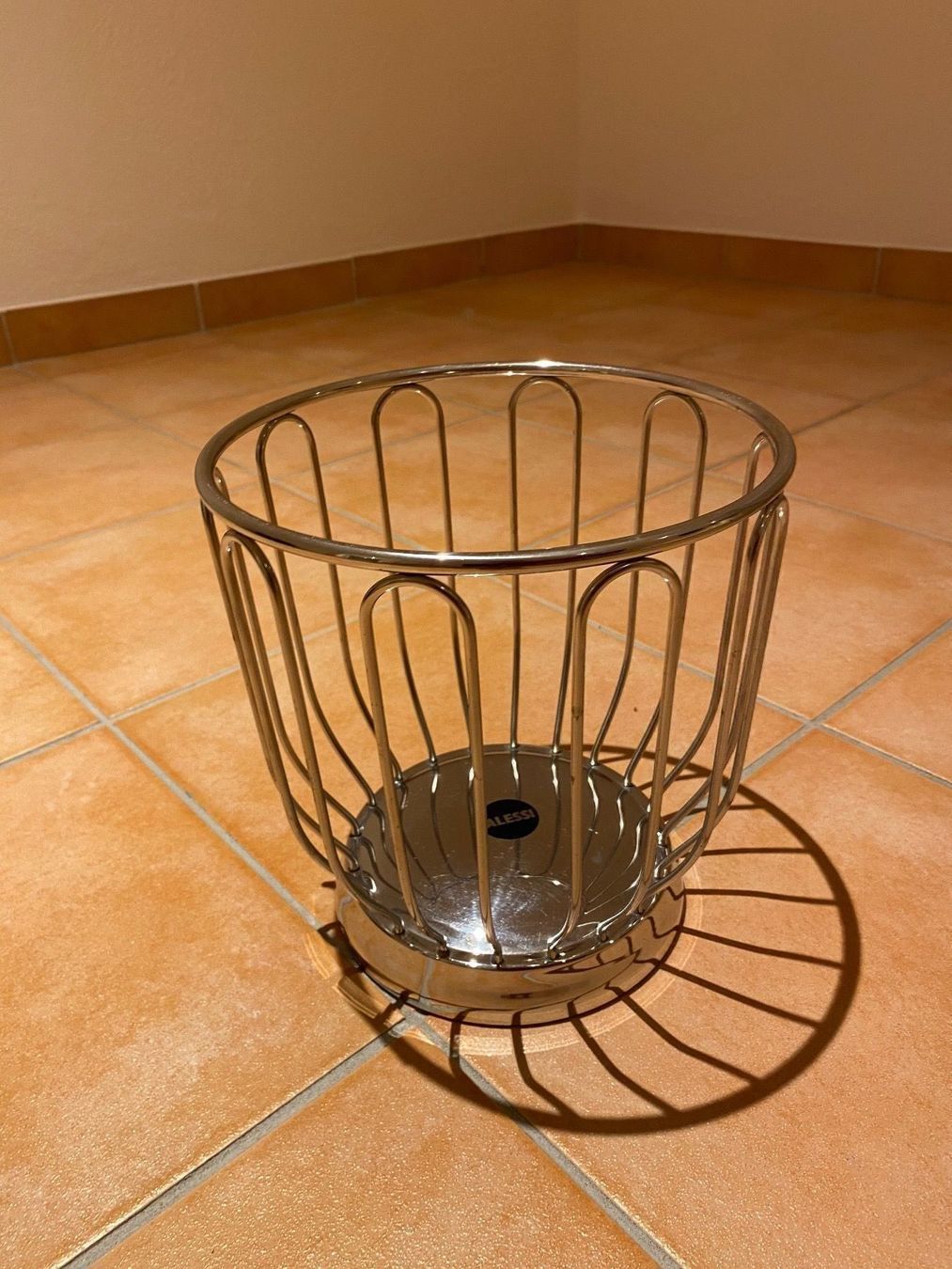 Alessi Servierplatten: Panier à agrumes Alessi Ufficio Tecnico – Gebraucht aus Roche VD von luc_jwm5