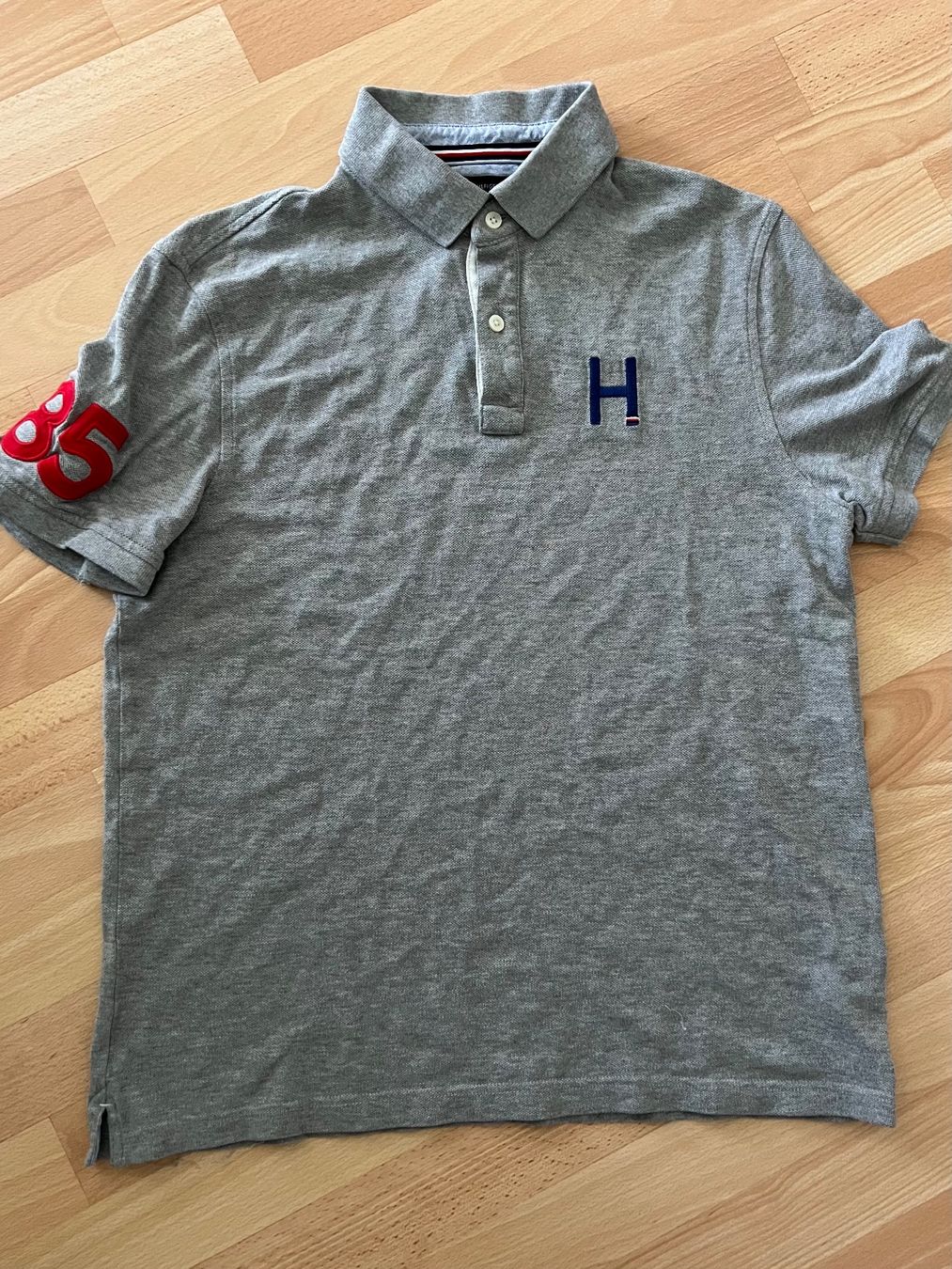 Magliette Polo: TOMMY HILFIGER Poloshirt – Usato da Uetendorf venduto da Stoun 1