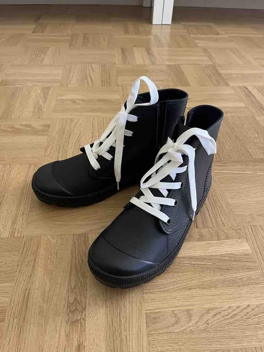 Scarpe da uomo: Black rain boots – Nuovo (secondo la descrizione) da Thalwil venduto da zen_hpz5