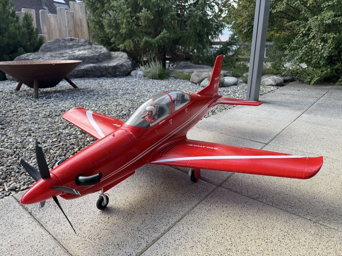 FMS RC Kits de montage: Pilatus PC21 FMS – D'occasion à Meiringen par goose02