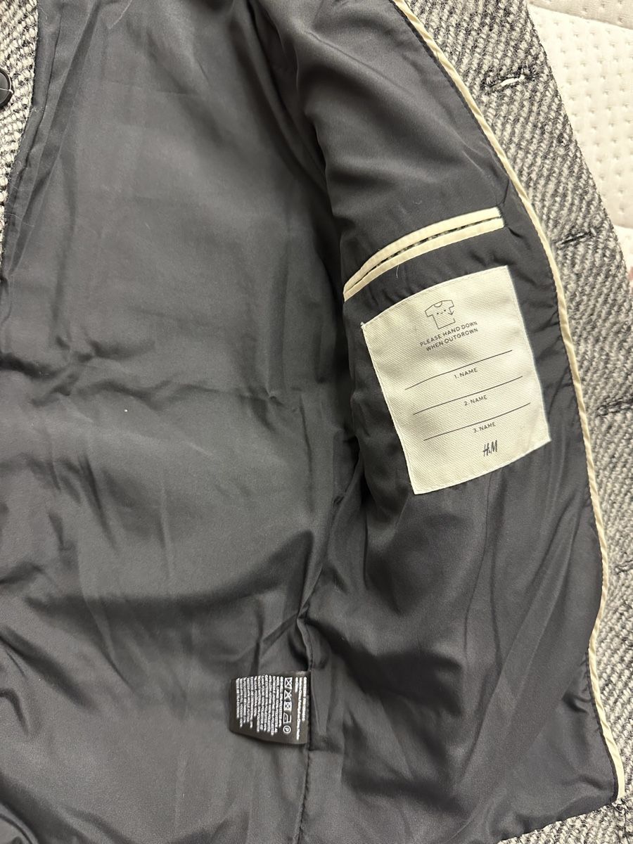 H&M Giacche & Cappotti: Mädchen H&M Winterjacke 110-116 – Usato da Sevelen venduto da Stopglobal. 3