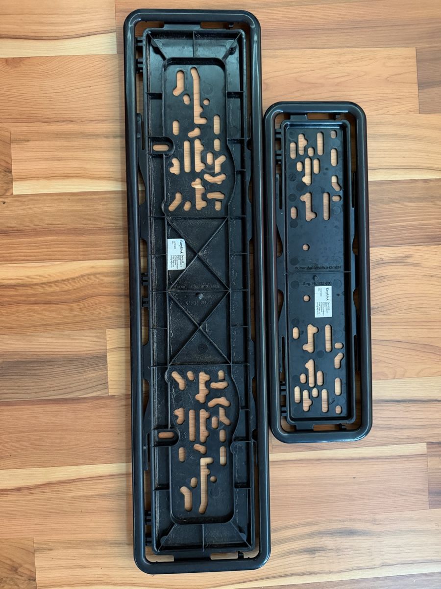 Sonstiges Fahrzeugzubehör: Nummernschildhalter 2er Set. Swiss Cilck – Gebraucht aus Säriswil von lie_g82q