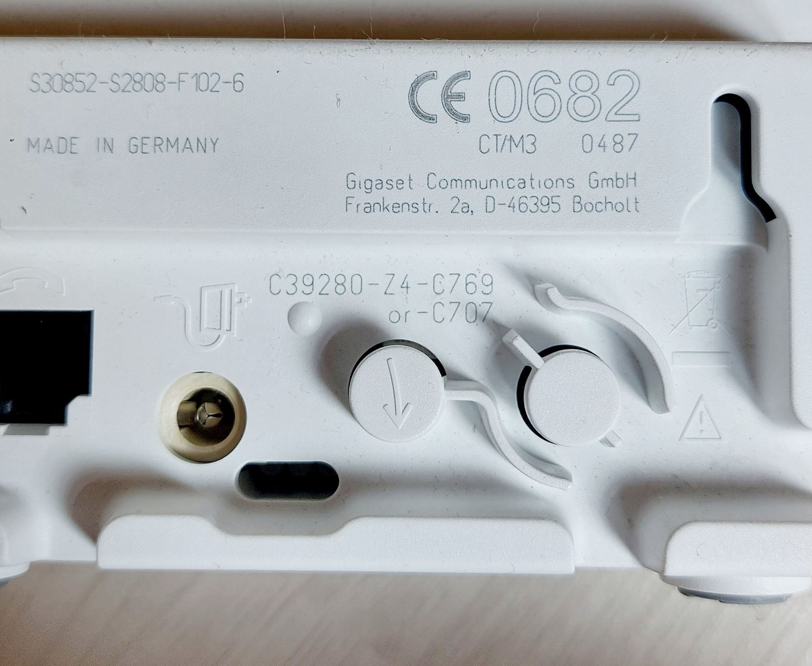 Swisscom Modems & Router: Swisscom TV Box IP1200 - et autre accessoires – Gebraucht aus Bremblens von Ampoule_jaune 3