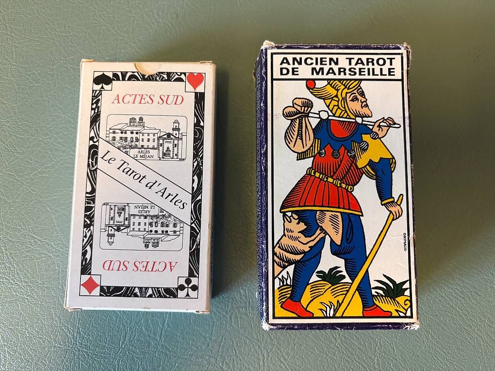 Giochi: Deux jeux de cartes de Tarot – Usato da Genève venduto da Johnny345
