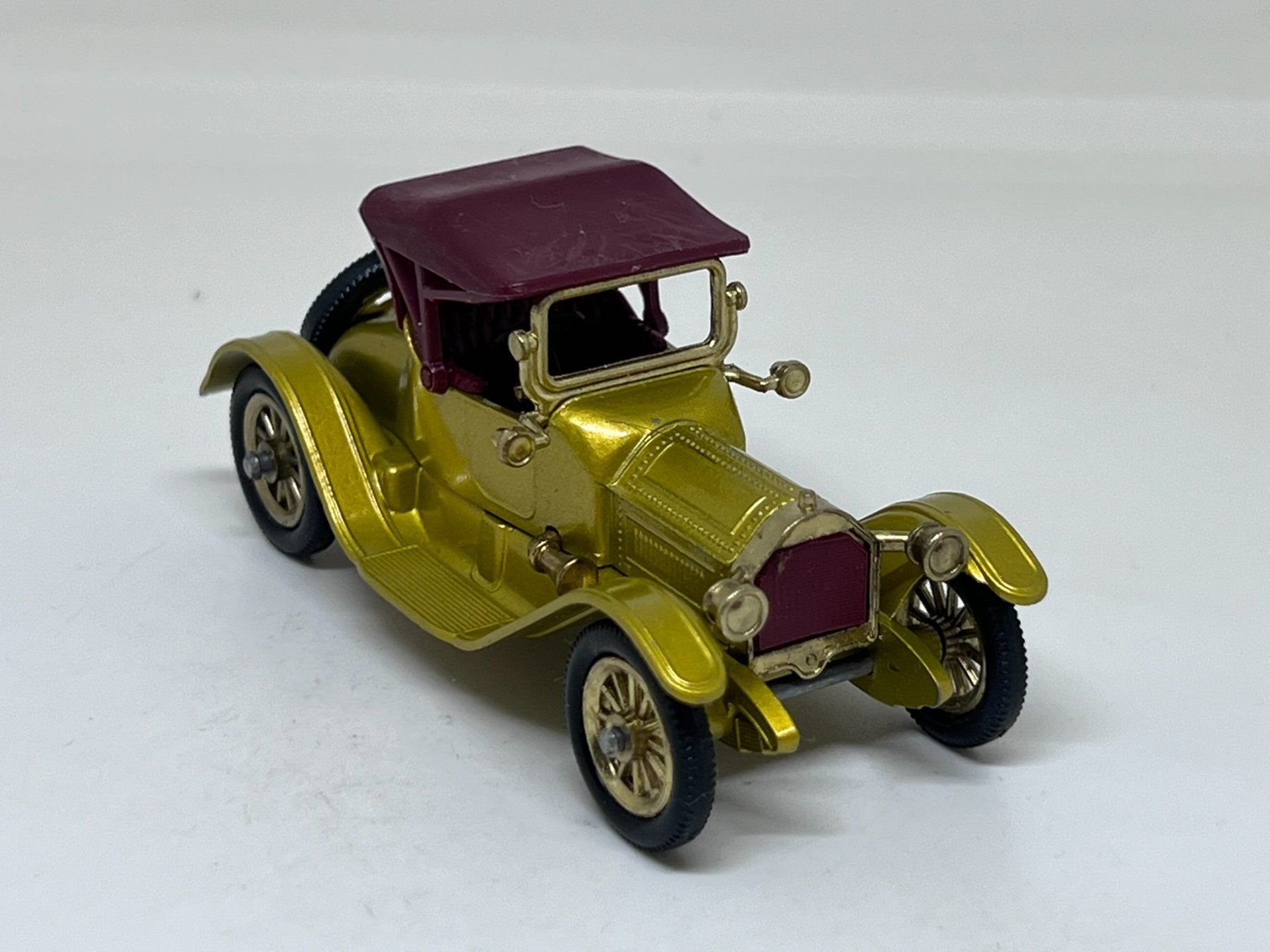 Matchbox Modellini d'auto: Matchbox 1913 Cadillac – Usato da Wildegg venduto da LaaBoutique