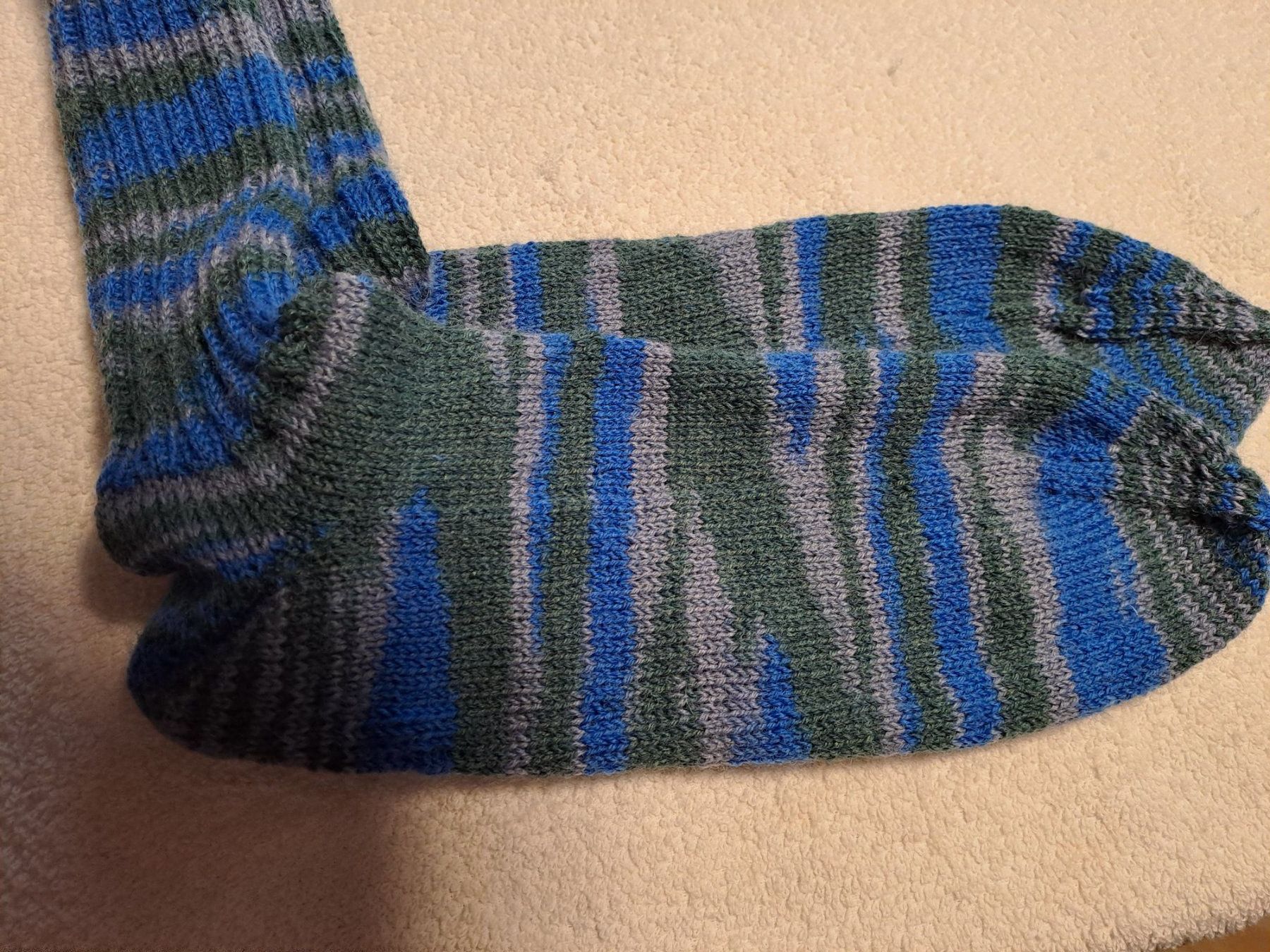 Calze: handgestrickte Socken Grösse 42 / 43 – Nuovo e nell'imballaggio originale da Tuttwil venduto da wolleundstoff 1