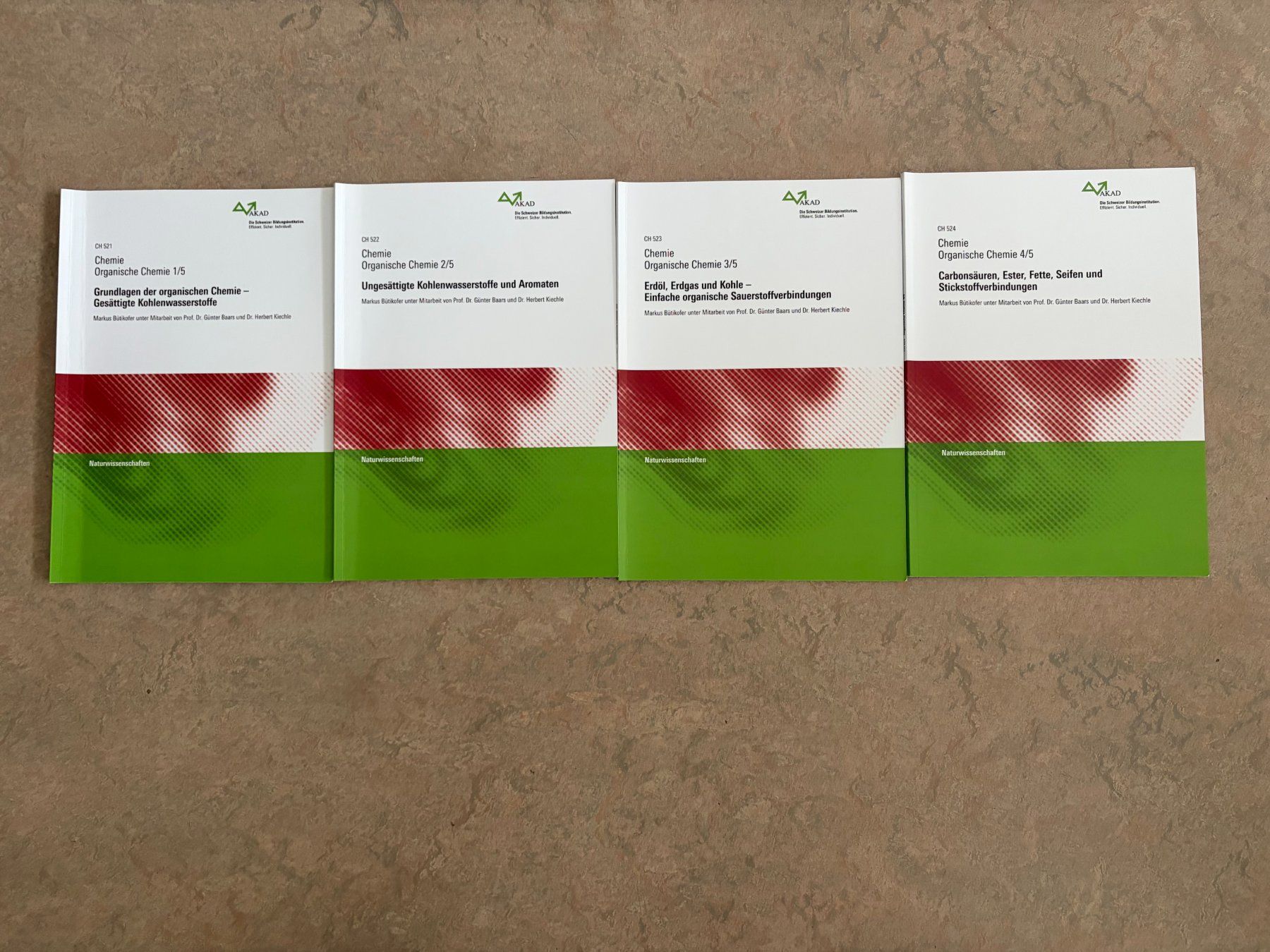 Libri: Lehrmittel Passerelle – Usato da Wettingen venduto da lev_9txp 5