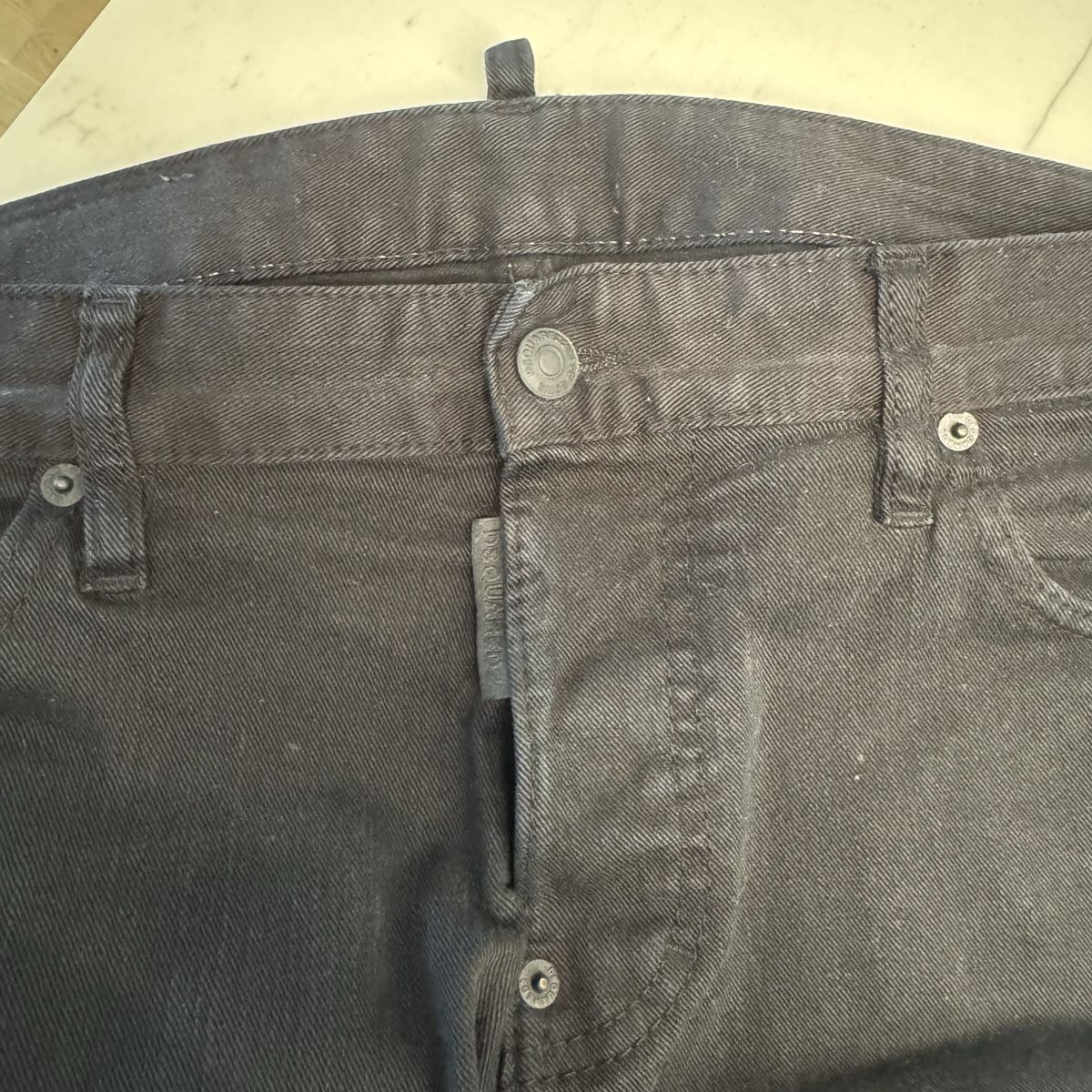 Dsquared2 Jeans: Dsquared2 Jeans all Black – D'occasion à Itingen par JDG11 2