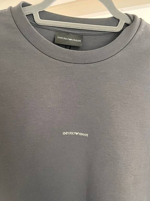 Maglioni & Felpe: Armani Sweatshirt (M) – Usato da Wädenswil venduto da Volvic13 2