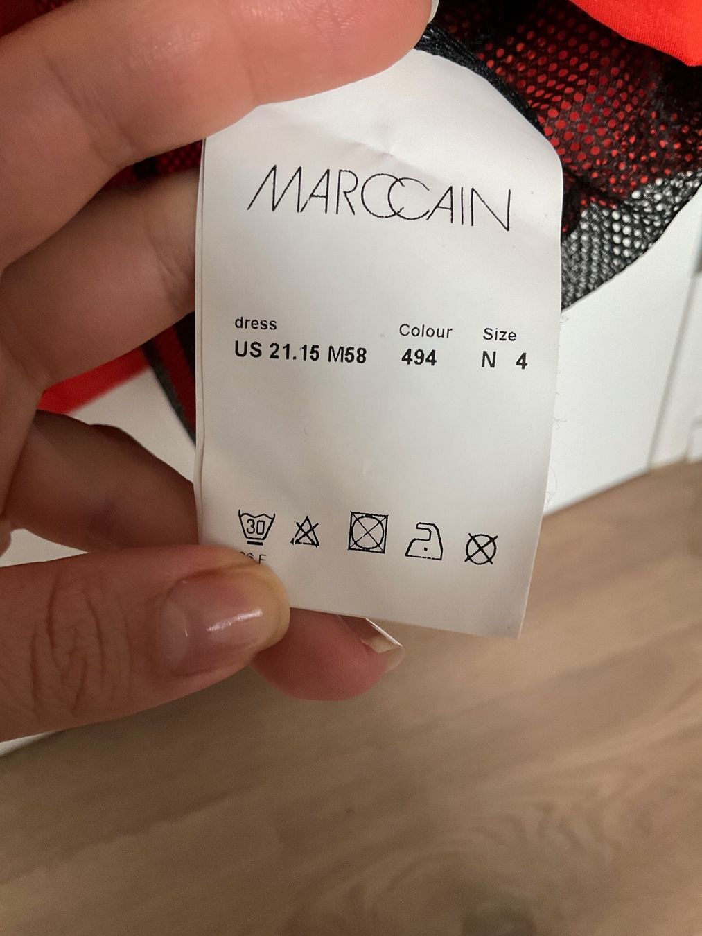 Marc Cain Vestiti: Marc Cain Kleid Orange/Schwarz Gr.N4 – Nuovo (secondo la descrizione) da Wädenswil venduto da Vuki 1