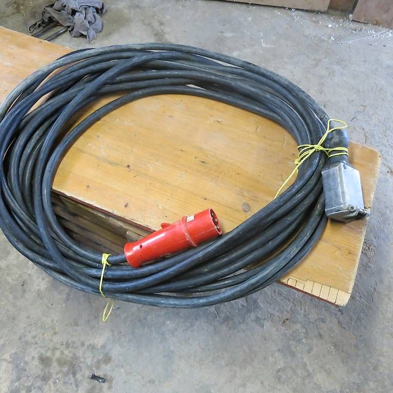 Kabel: Baustellenkabel  – Gebraucht aus Schwarzenburg von MX-500