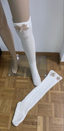 Overknees Strümpfe weiss mit Blumenapplikation